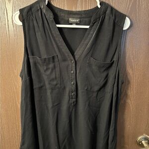 torrid Black Sleeveless Button-Front Tunic with Chest Pockets